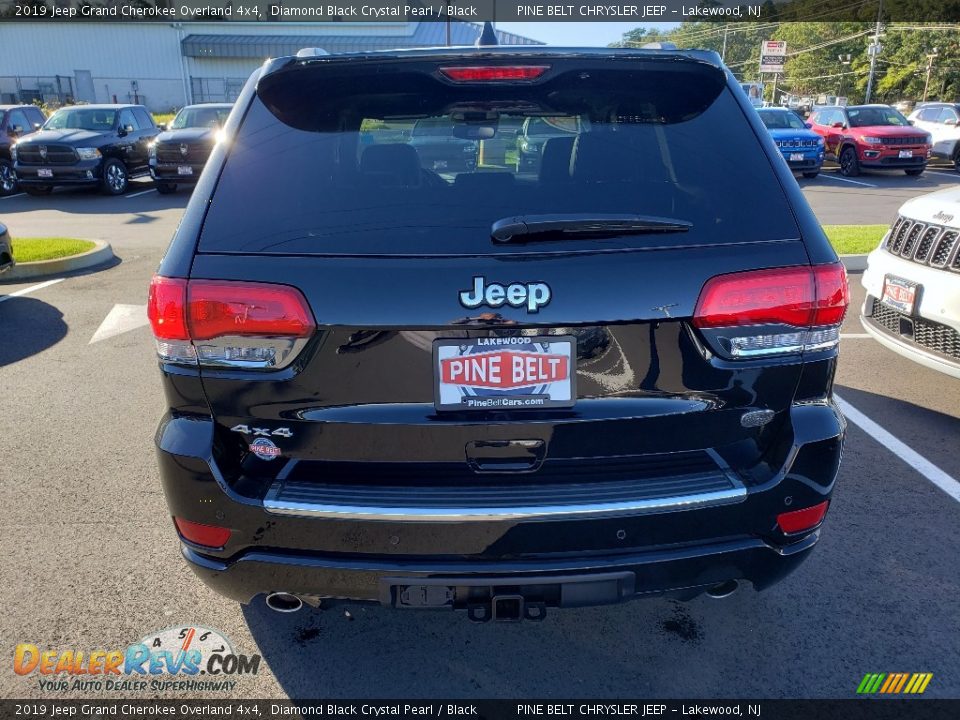 2019 Jeep Grand Cherokee Overland 4x4 Diamond Black Crystal Pearl / Black Photo #5