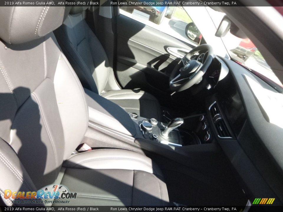 2019 Alfa Romeo Giulia AWD Alfa Rosso (Red) / Black Photo #15