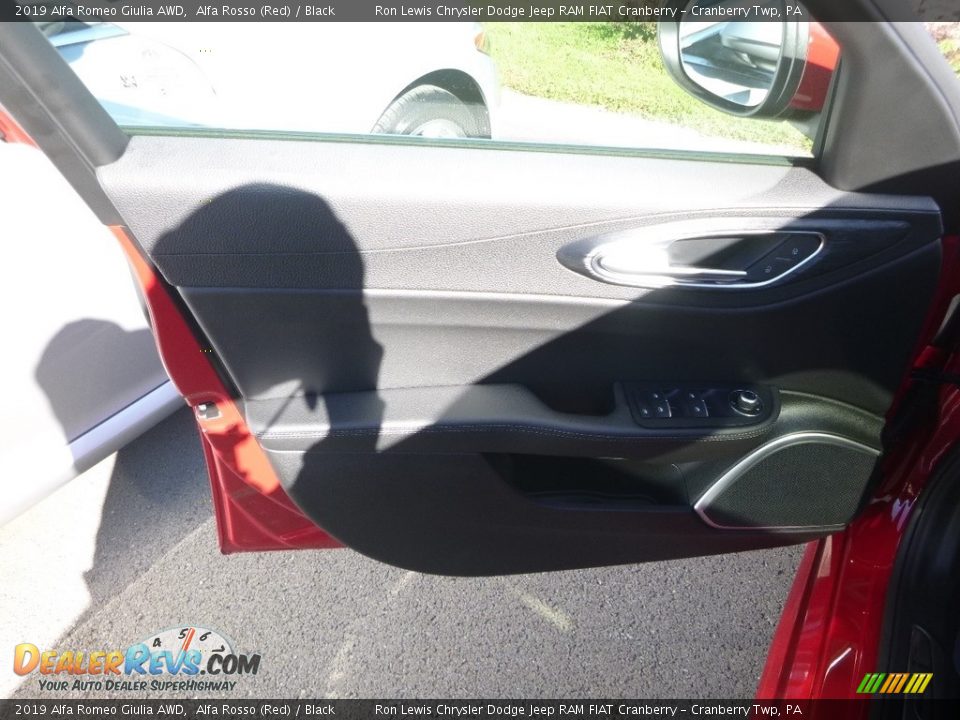 2019 Alfa Romeo Giulia AWD Alfa Rosso (Red) / Black Photo #16