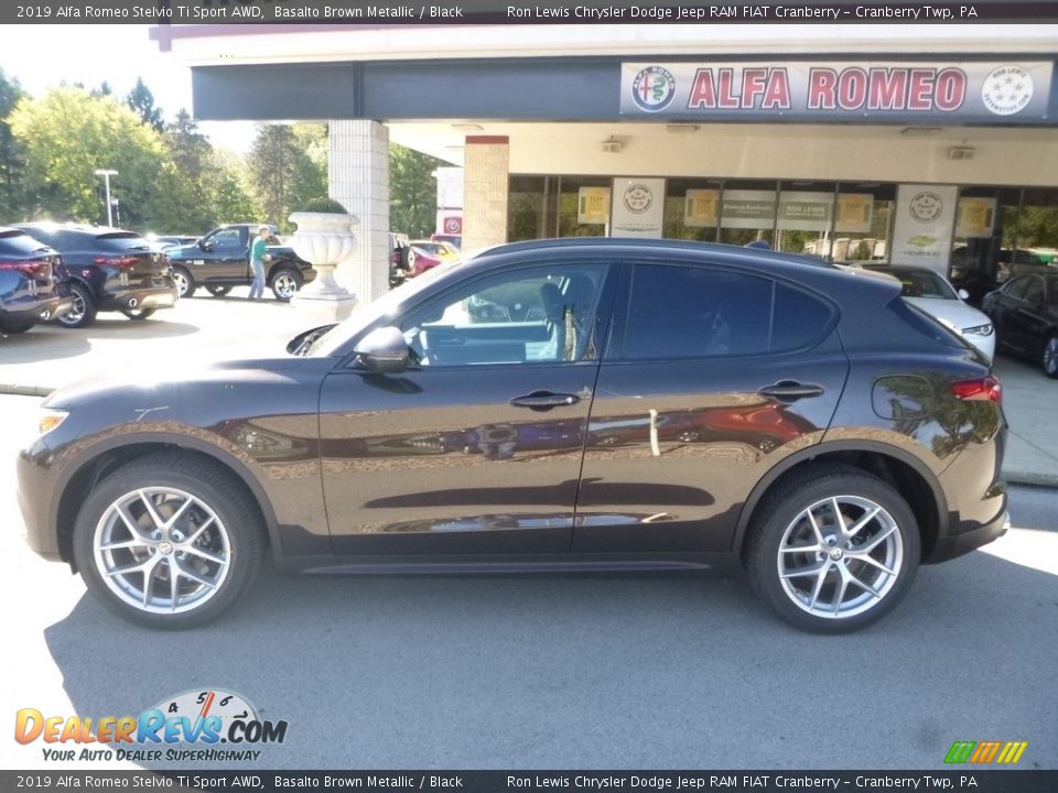 2019 Alfa Romeo Stelvio Ti Sport AWD Basalto Brown Metallic / Black Photo #3