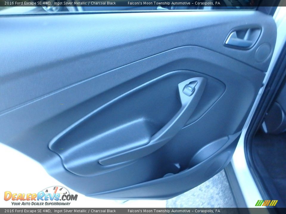 2016 Ford Escape SE 4WD Ingot Silver Metallic / Charcoal Black Photo #18