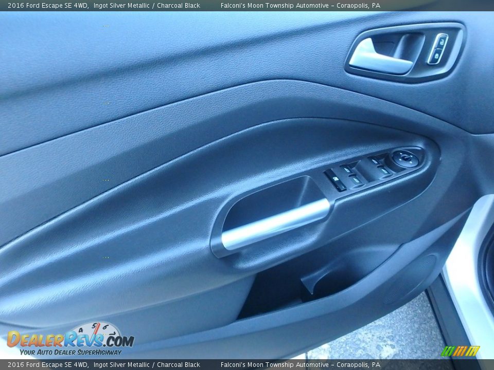 2016 Ford Escape SE 4WD Ingot Silver Metallic / Charcoal Black Photo #19
