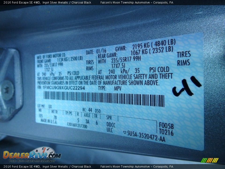 2016 Ford Escape SE 4WD Ingot Silver Metallic / Charcoal Black Photo #23