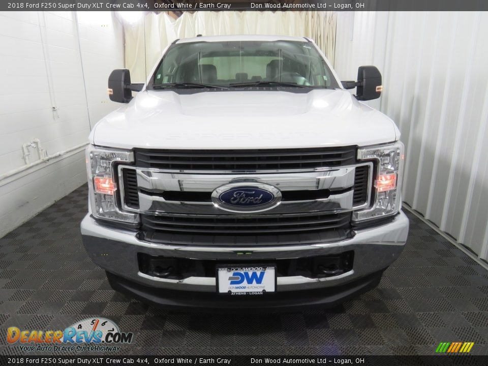 2018 Ford F250 Super Duty XLT Crew Cab 4x4 Oxford White / Earth Gray Photo #6