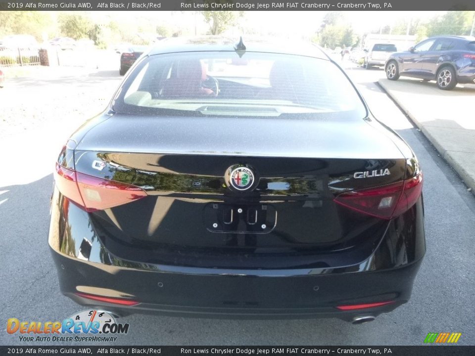 2019 Alfa Romeo Giulia AWD Alfa Black / Black/Red Photo #7
