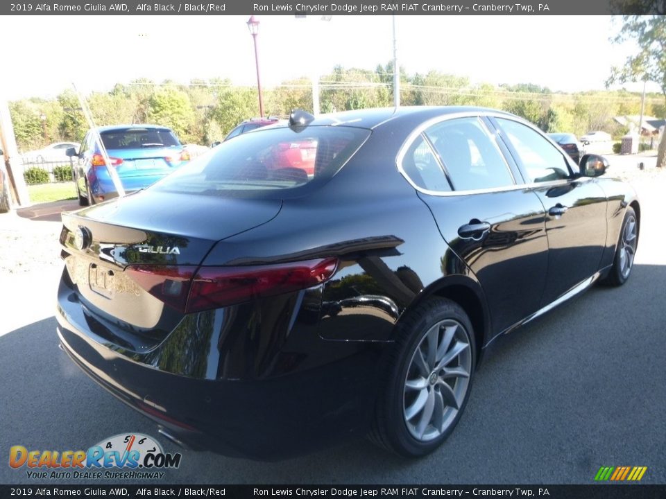 2019 Alfa Romeo Giulia AWD Alfa Black / Black/Red Photo #9