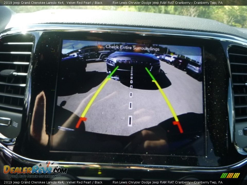 2019 Jeep Grand Cherokee Laredo 4x4 Velvet Red Pearl / Black Photo #19