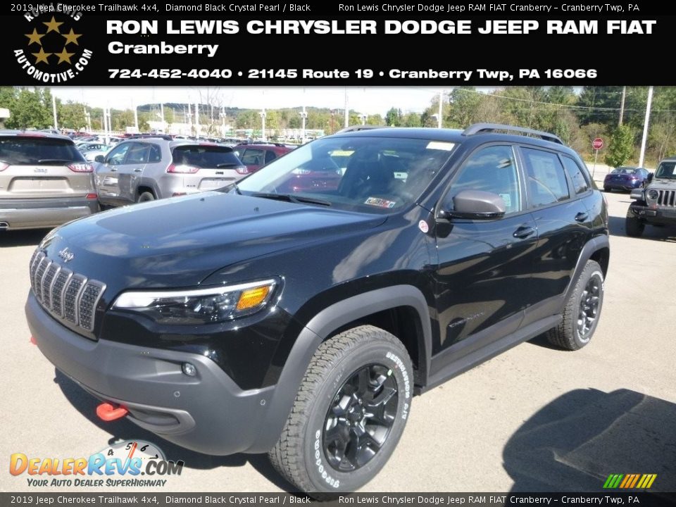 2019 Jeep Cherokee Trailhawk 4x4 Diamond Black Crystal Pearl / Black Photo #1