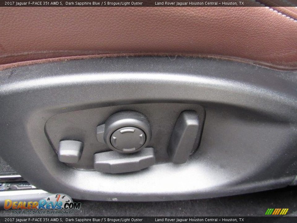 2017 Jaguar F-PACE 35t AWD S Dark Sapphire Blue / S Brogue/Light Oyster Photo #25