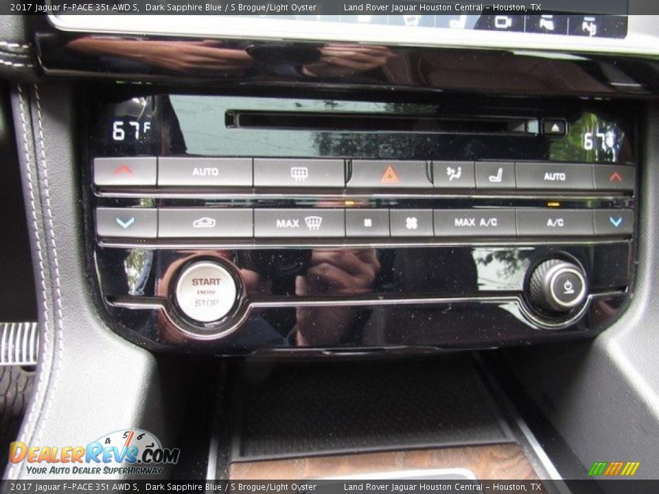 2017 Jaguar F-PACE 35t AWD S Dark Sapphire Blue / S Brogue/Light Oyster Photo #31