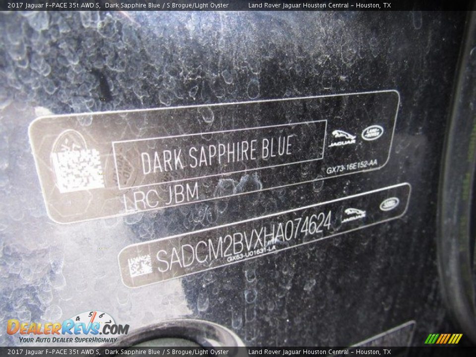 2017 Jaguar F-PACE 35t AWD S Dark Sapphire Blue / S Brogue/Light Oyster Photo #36
