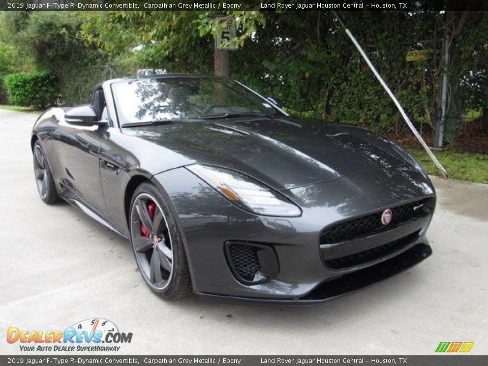 Front 3/4 View of 2019 Jaguar F-Type R-Dynamic Convertible Photo #2