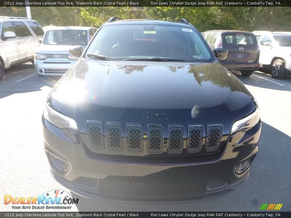 2019 Jeep Cherokee Latitude Plus 4x4 Diamond Black Crystal Pearl / Black Photo #8
