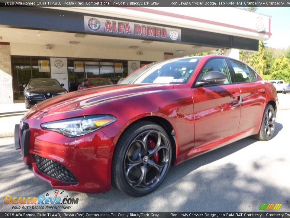 2018 Alfa Romeo Giulia Ti AWD Rosso (Red) Competizione Tri-Coat / Black/Dark Gray Photo #2