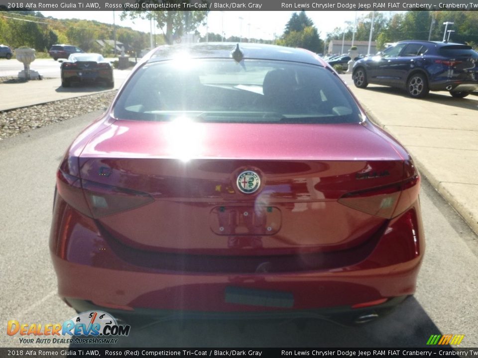 2018 Alfa Romeo Giulia Ti AWD Rosso (Red) Competizione Tri-Coat / Black/Dark Gray Photo #6