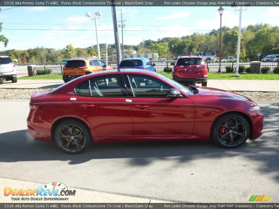 2018 Alfa Romeo Giulia Ti AWD Rosso (Red) Competizione Tri-Coat / Black/Dark Gray Photo #9