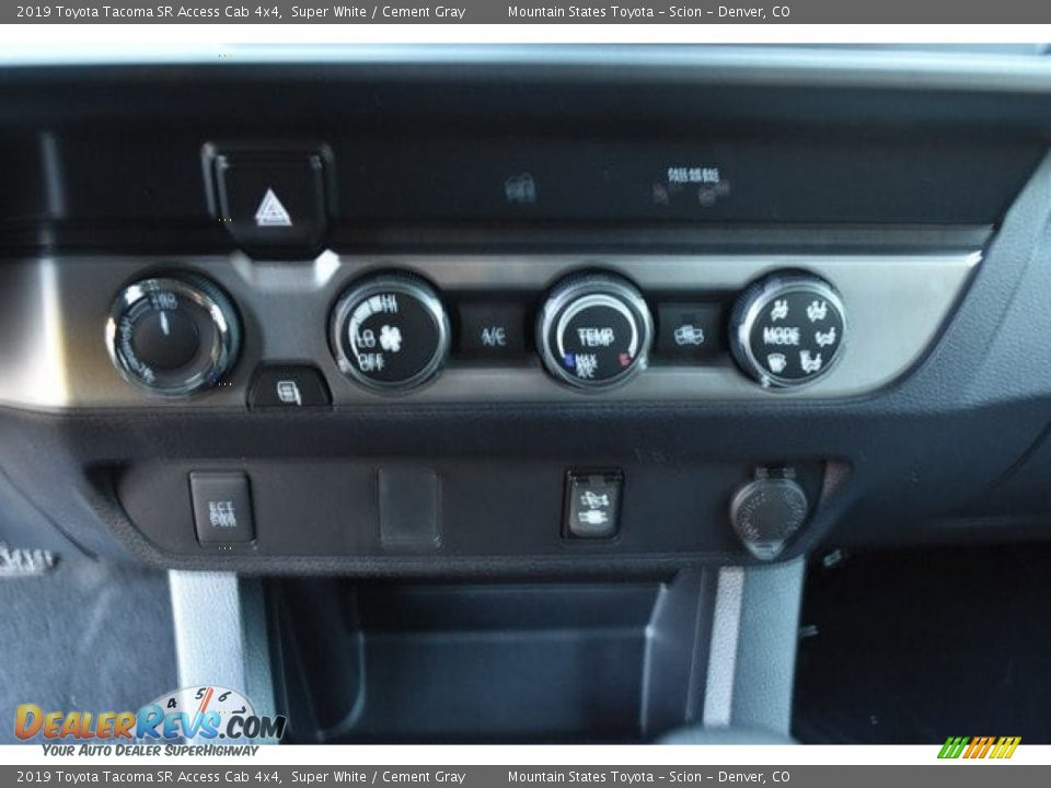 2019 Toyota Tacoma SR Access Cab 4x4 Super White / Cement Gray Photo #29