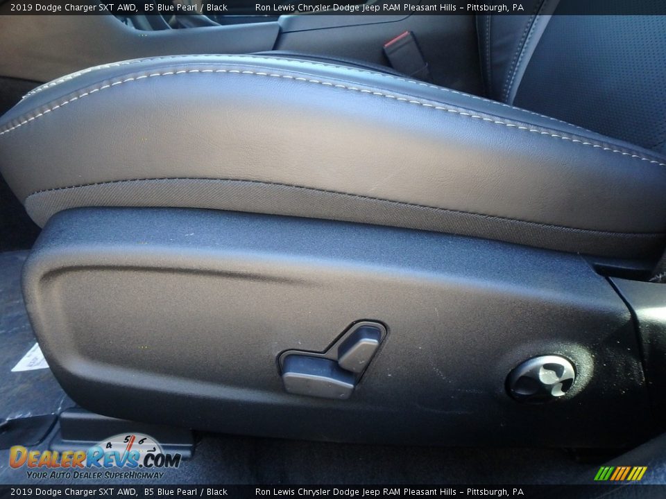 2019 Dodge Charger SXT AWD B5 Blue Pearl / Black Photo #15