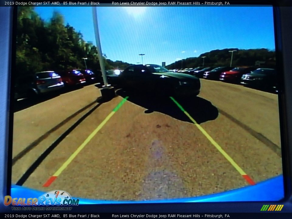 2019 Dodge Charger SXT AWD B5 Blue Pearl / Black Photo #18
