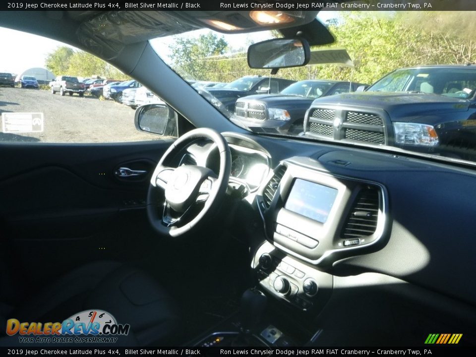 2019 Jeep Cherokee Latitude Plus 4x4 Billet Silver Metallic / Black Photo #11