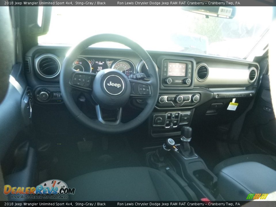 2018 Jeep Wrangler Unlimited Sport 4x4 Sting-Gray / Black Photo #13