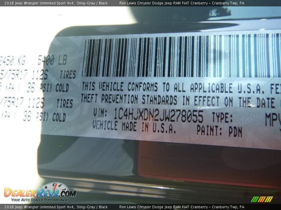 2018 Jeep Wrangler Unlimited Sport 4x4 Sting-Gray / Black Photo #16