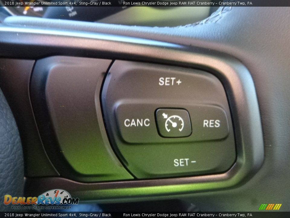 2018 Jeep Wrangler Unlimited Sport 4x4 Sting-Gray / Black Photo #19