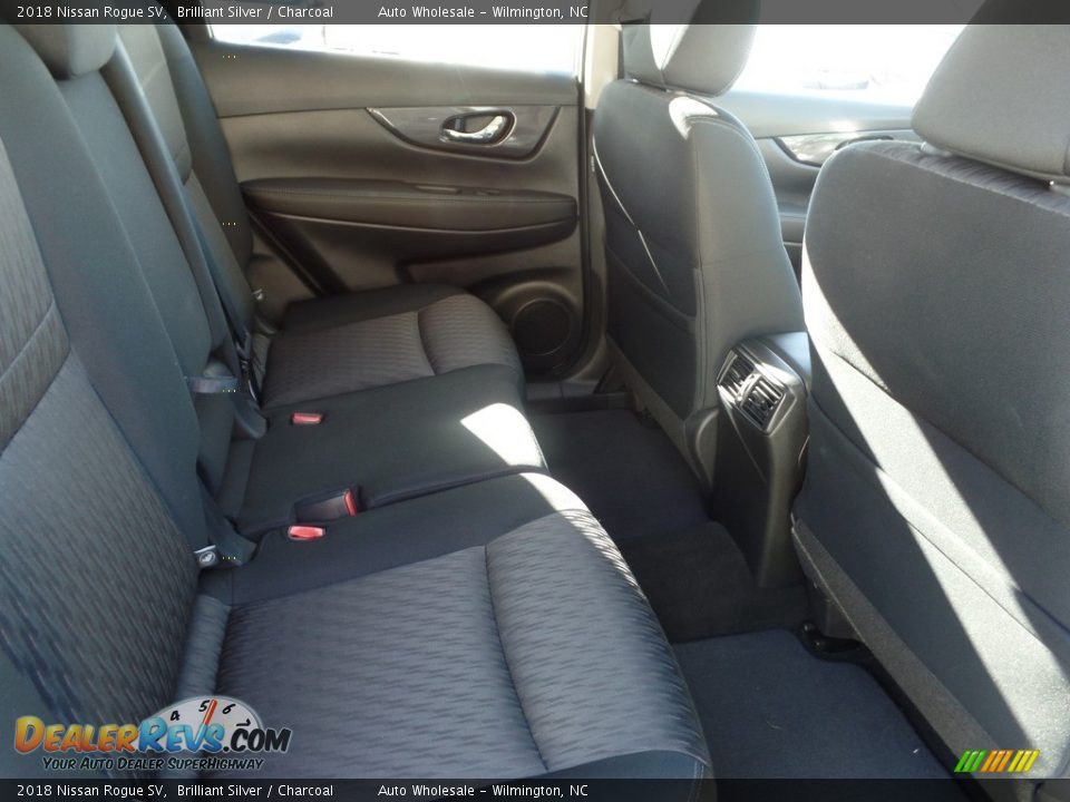 2018 Nissan Rogue SV Brilliant Silver / Charcoal Photo #13