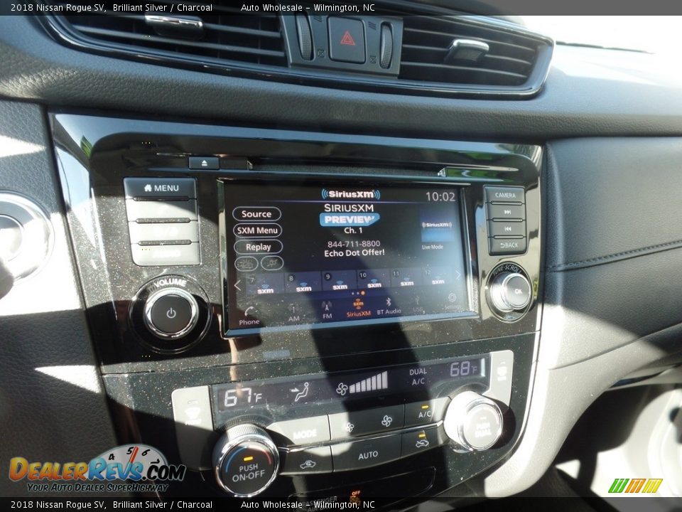 2018 Nissan Rogue SV Brilliant Silver / Charcoal Photo #16