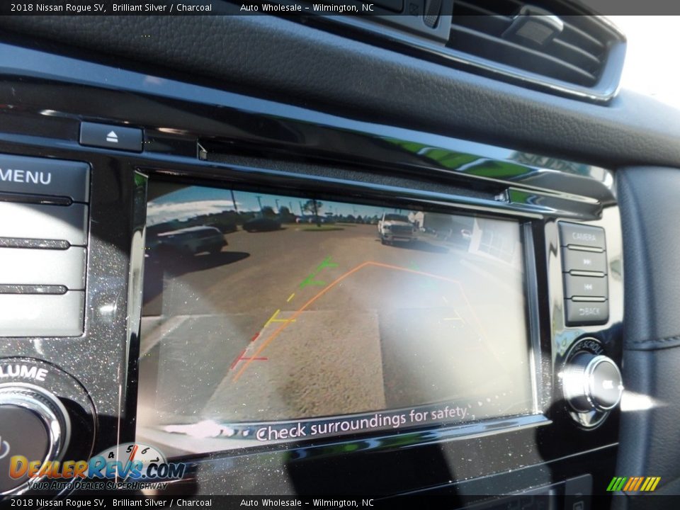 2018 Nissan Rogue SV Brilliant Silver / Charcoal Photo #17