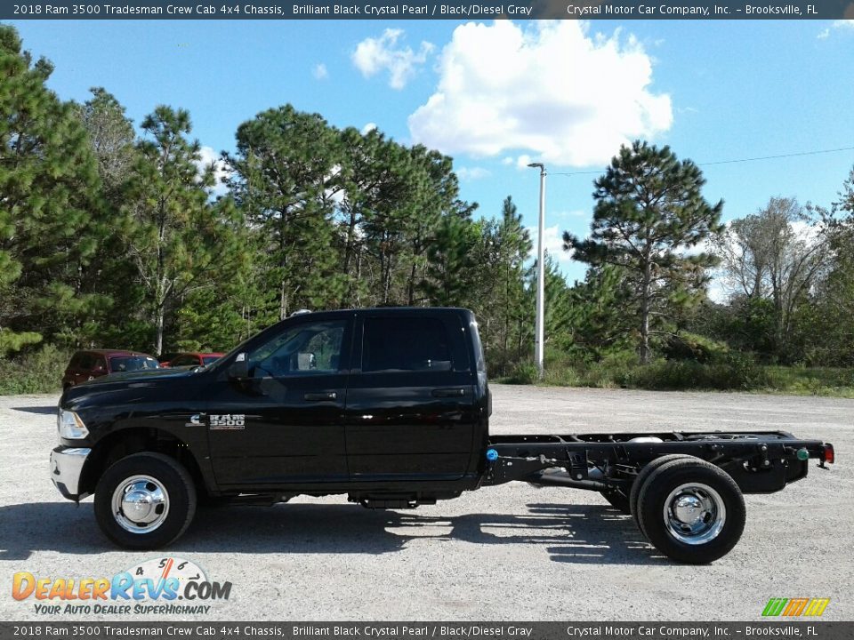 2018 Ram 3500 Tradesman Crew Cab 4x4 Chassis Brilliant Black Crystal Pearl / Black/Diesel Gray Photo #2