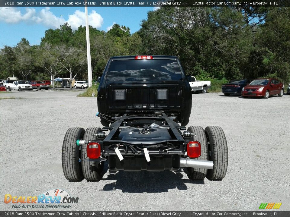 2018 Ram 3500 Tradesman Crew Cab 4x4 Chassis Brilliant Black Crystal Pearl / Black/Diesel Gray Photo #4