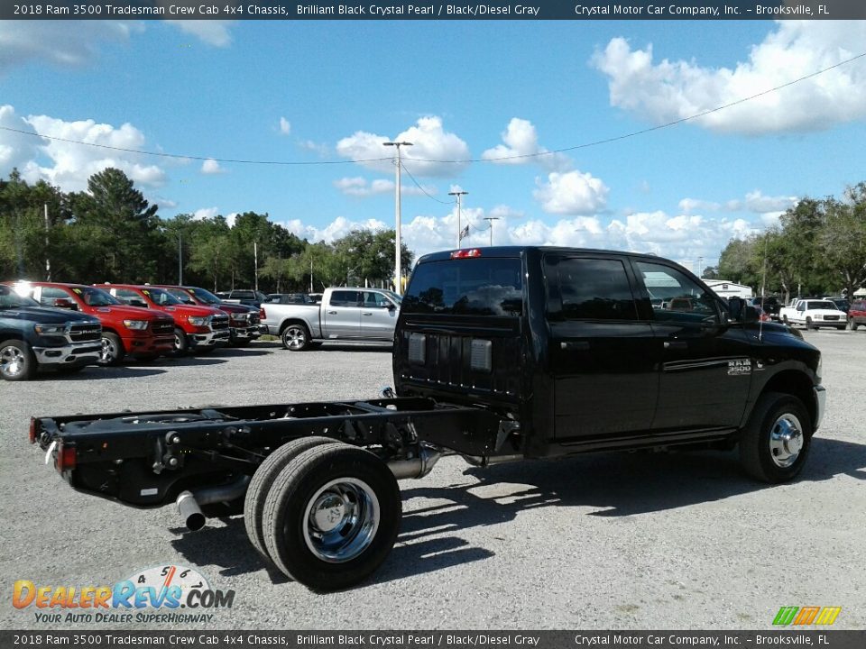2018 Ram 3500 Tradesman Crew Cab 4x4 Chassis Brilliant Black Crystal Pearl / Black/Diesel Gray Photo #5