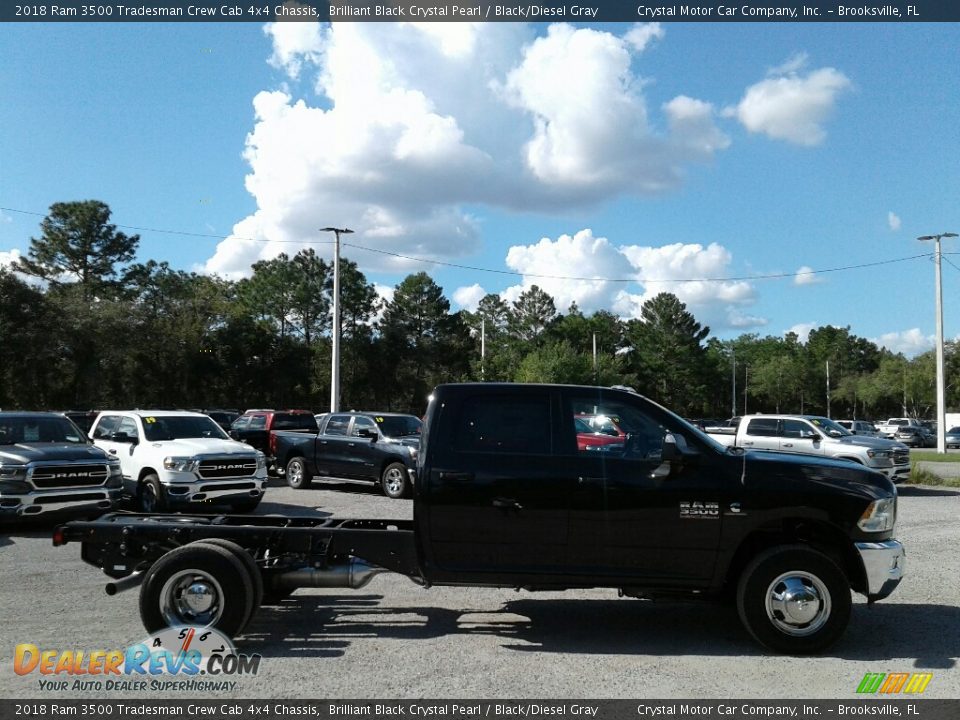 2018 Ram 3500 Tradesman Crew Cab 4x4 Chassis Brilliant Black Crystal Pearl / Black/Diesel Gray Photo #6