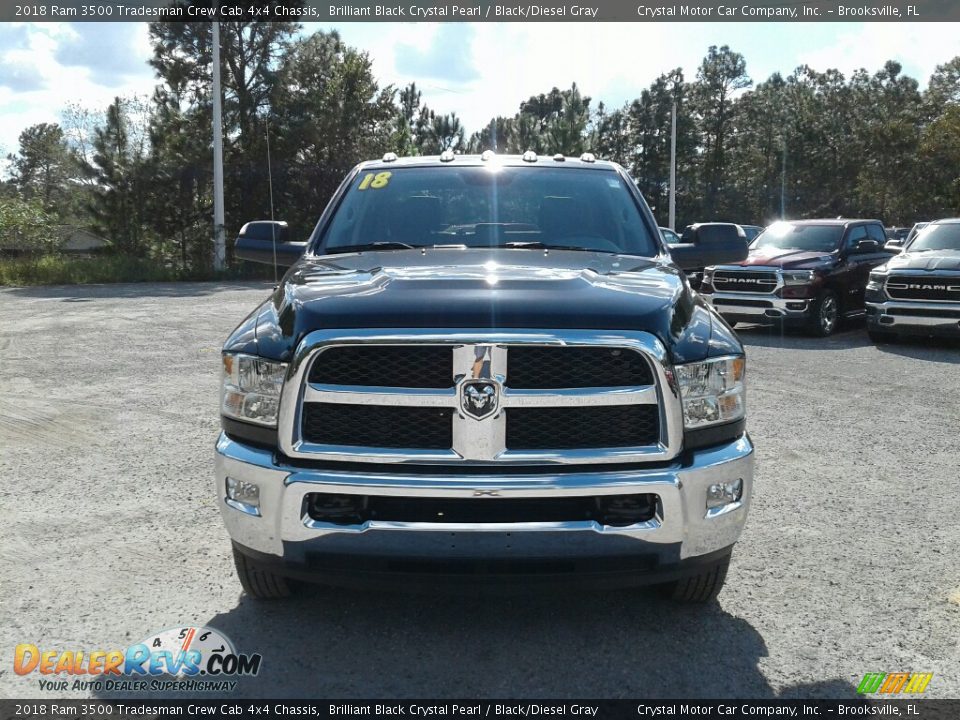 2018 Ram 3500 Tradesman Crew Cab 4x4 Chassis Brilliant Black Crystal Pearl / Black/Diesel Gray Photo #8