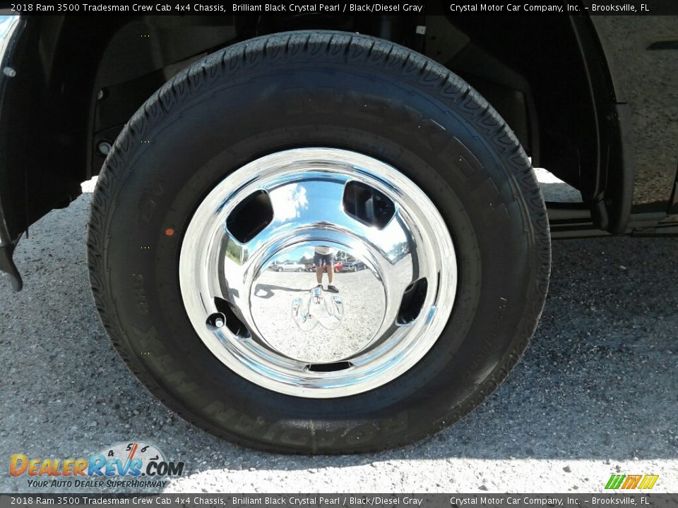 2018 Ram 3500 Tradesman Crew Cab 4x4 Chassis Brilliant Black Crystal Pearl / Black/Diesel Gray Photo #20