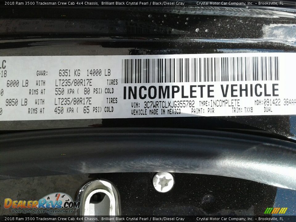 2018 Ram 3500 Tradesman Crew Cab 4x4 Chassis Brilliant Black Crystal Pearl / Black/Diesel Gray Photo #21