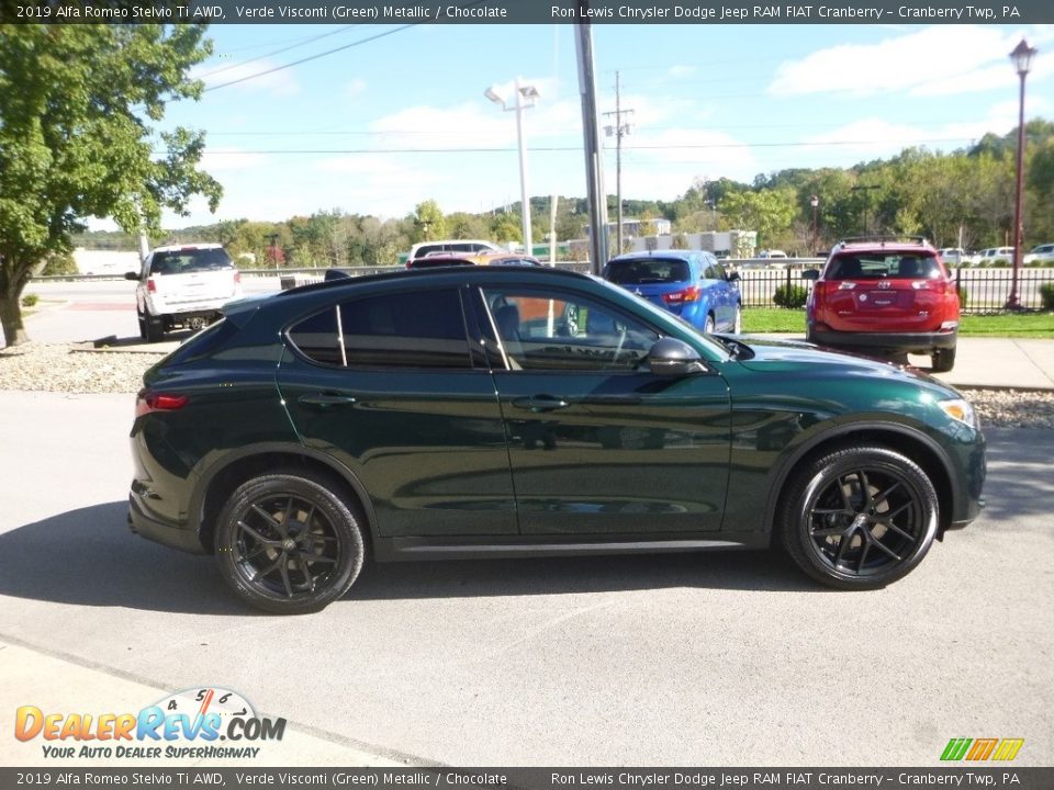 2019 Alfa Romeo Stelvio Ti AWD Verde Visconti (Green) Metallic / Chocolate Photo #9