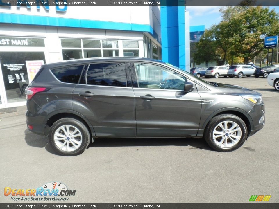 2017 Ford Escape SE 4WD Magnetic / Charcoal Black Photo #4