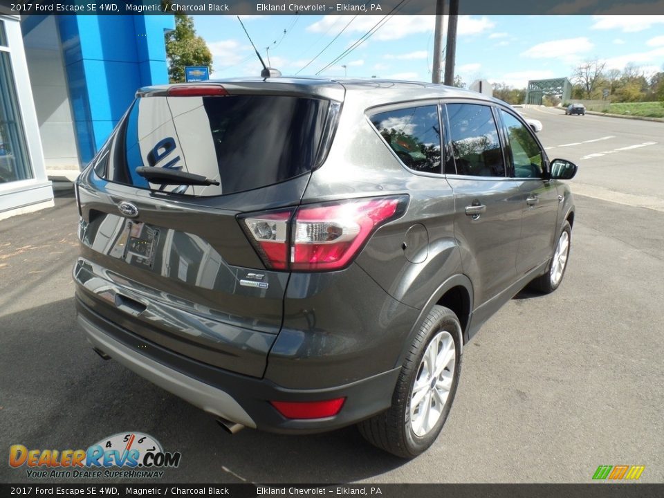 2017 Ford Escape SE 4WD Magnetic / Charcoal Black Photo #5
