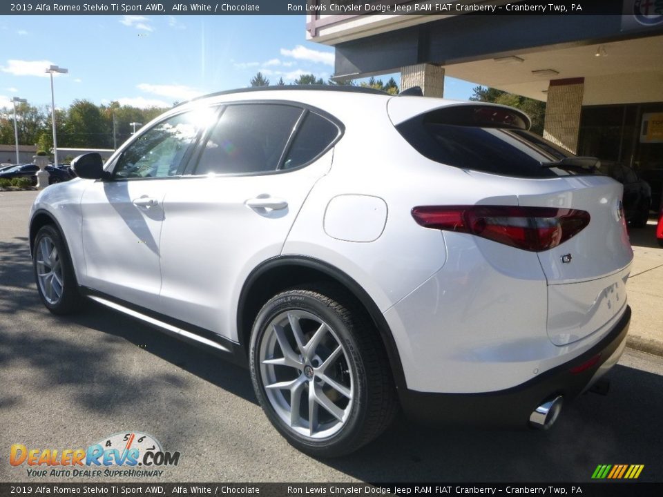 2019 Alfa Romeo Stelvio Ti Sport AWD Alfa White / Chocolate Photo #5