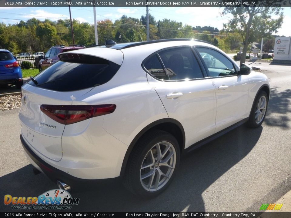2019 Alfa Romeo Stelvio Ti Sport AWD Alfa White / Chocolate Photo #7
