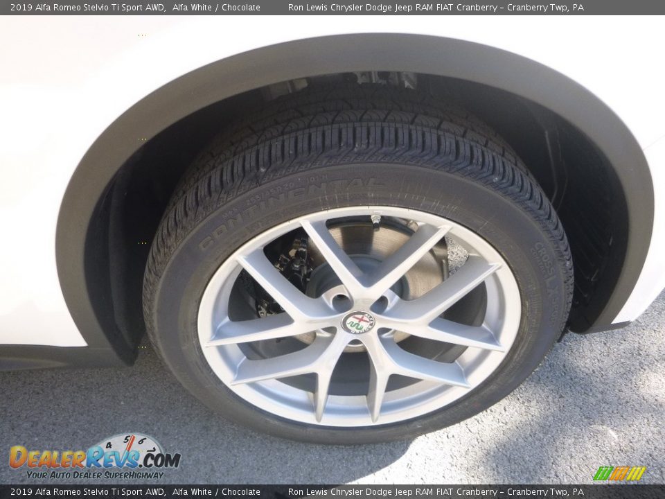 2019 Alfa Romeo Stelvio Ti Sport AWD Alfa White / Chocolate Photo #13