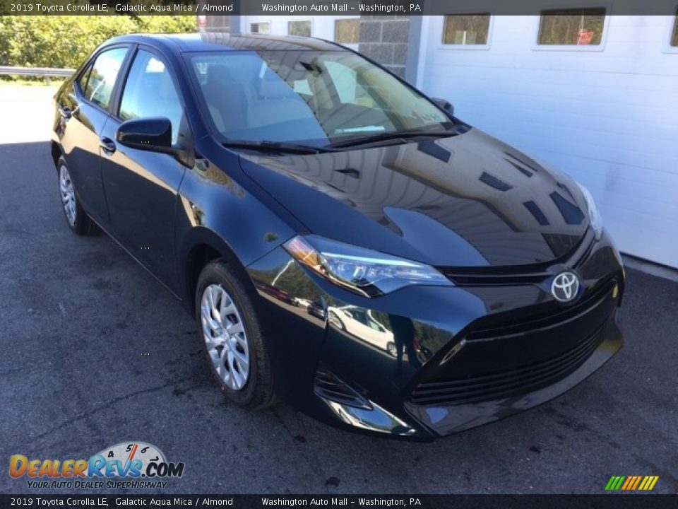 2019 Toyota Corolla LE Galactic Aqua Mica / Almond Photo #1