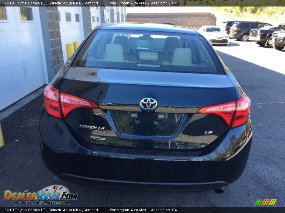 2019 Toyota Corolla LE Galactic Aqua Mica / Almond Photo #4