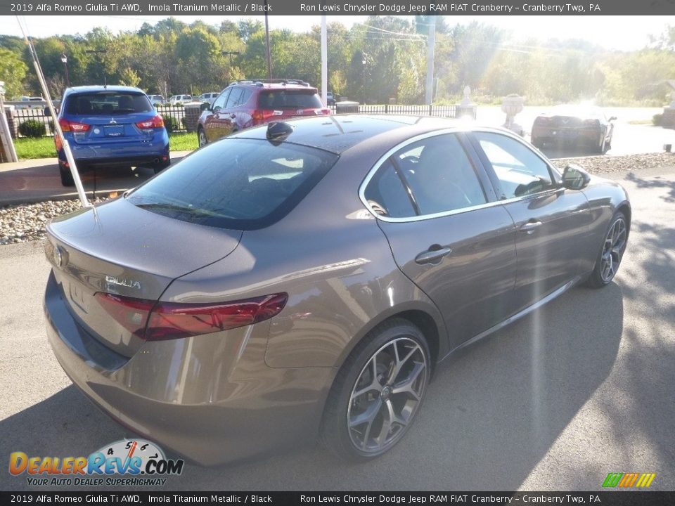 2019 Alfa Romeo Giulia Ti AWD Imola Titanium Metallic / Black Photo #8