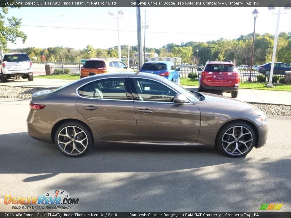 2019 Alfa Romeo Giulia Ti AWD Imola Titanium Metallic / Black Photo #10