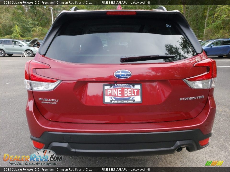 2019 Subaru Forester 2.5i Premium Crimson Red Pearl / Gray Photo #5