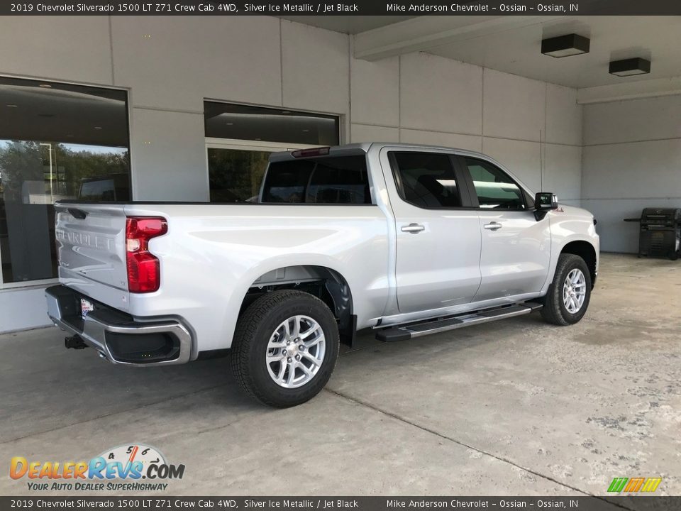 2019 Chevrolet Silverado 1500 LT Z71 Crew Cab 4WD Silver Ice Metallic / Jet Black Photo #3