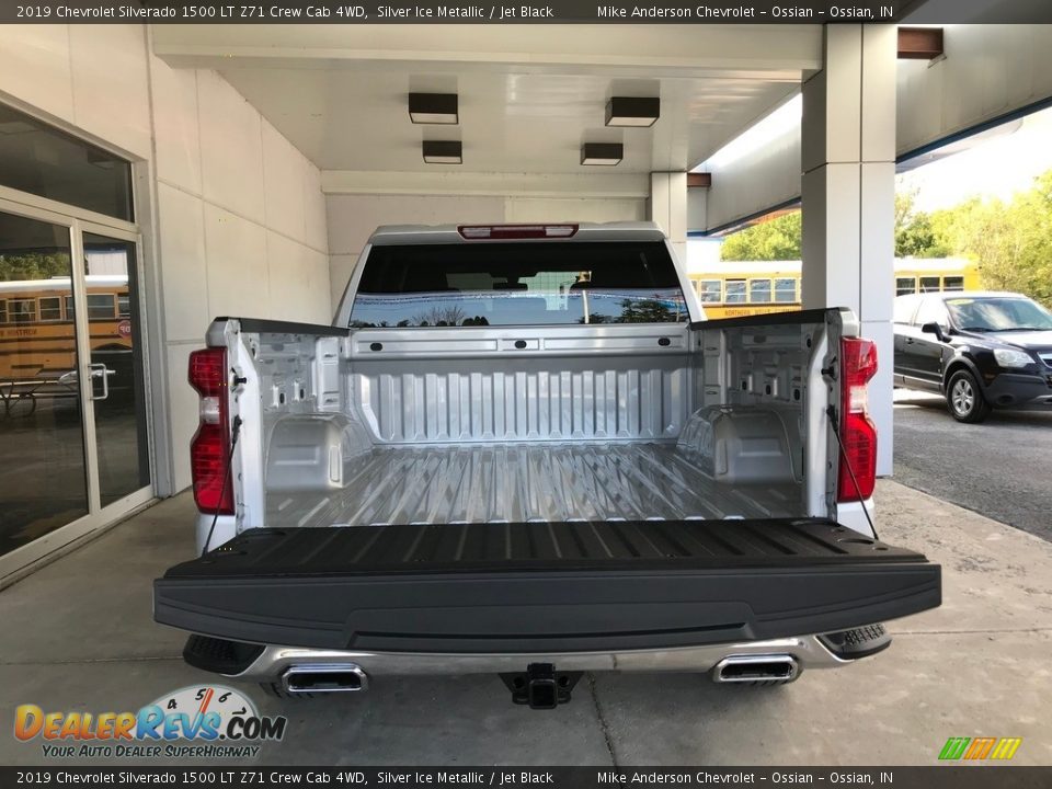 2019 Chevrolet Silverado 1500 LT Z71 Crew Cab 4WD Silver Ice Metallic / Jet Black Photo #5